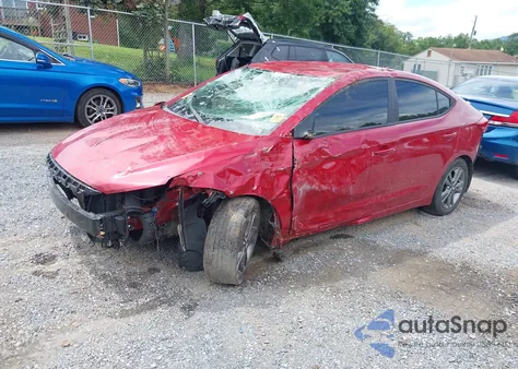 2017 Hyundai Elantra Se z USA, uszkodzony, nr VIN 5NPD84LF6HH192993